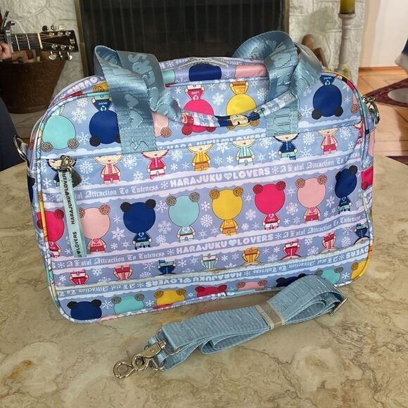 NWT Harajuko Lovers Eskimo Kisses Cross Body Nylon Printed Satchel Travel Bag - Picture 3 of 16